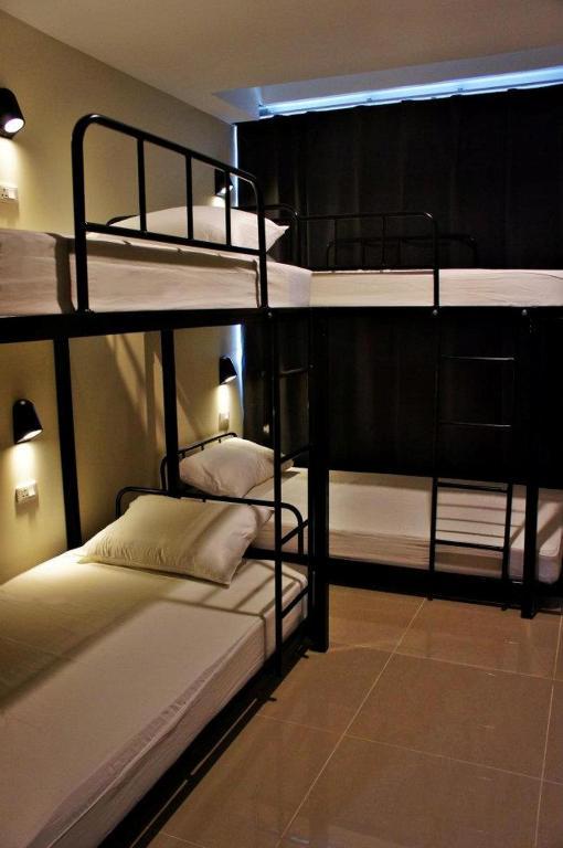 Link Corner Hostel Bangkok Room photo